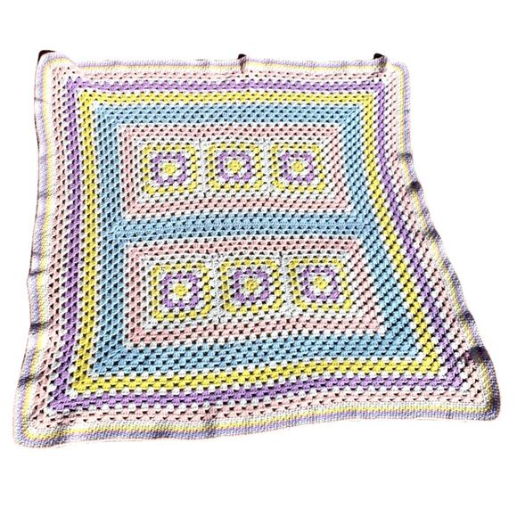 Handmade Vintage Grandma Square Crochet Knit Blanket - Picture 1 of 6